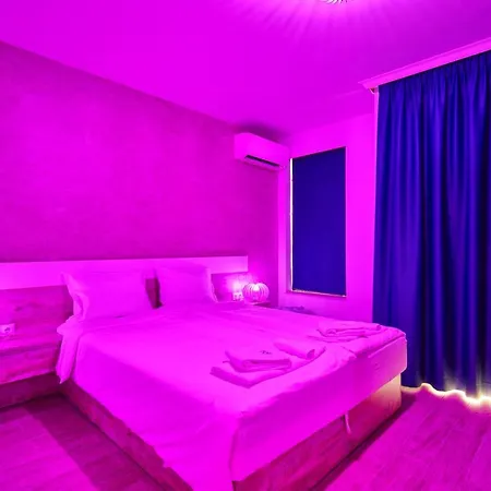 Miami Vibe By Estateautomata *