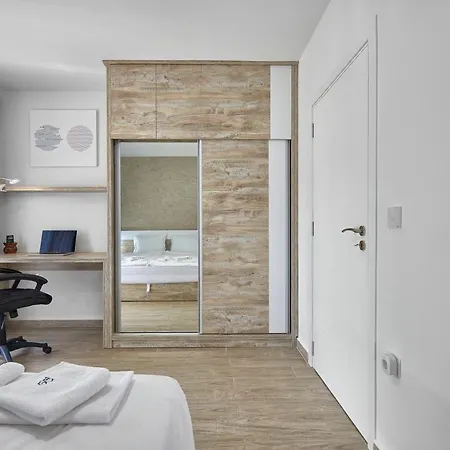 Miami Vibe By Estateautomata *